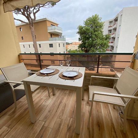 Studio 150 M De Plage Golfe De Saint-Tropez Cavalaire-sur-Mer Exteriör bild