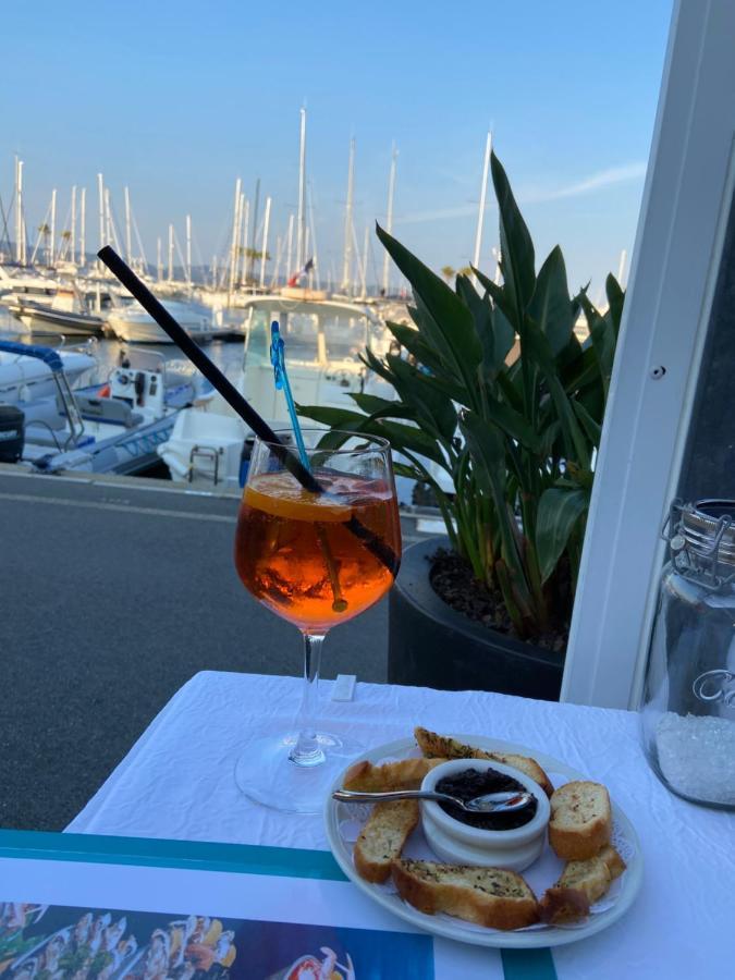 Studio 150 M De Plage Golfe De Saint-Tropez Cavalaire-sur-Mer Exteriör bild